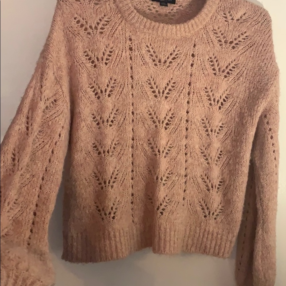 Light pink sweater